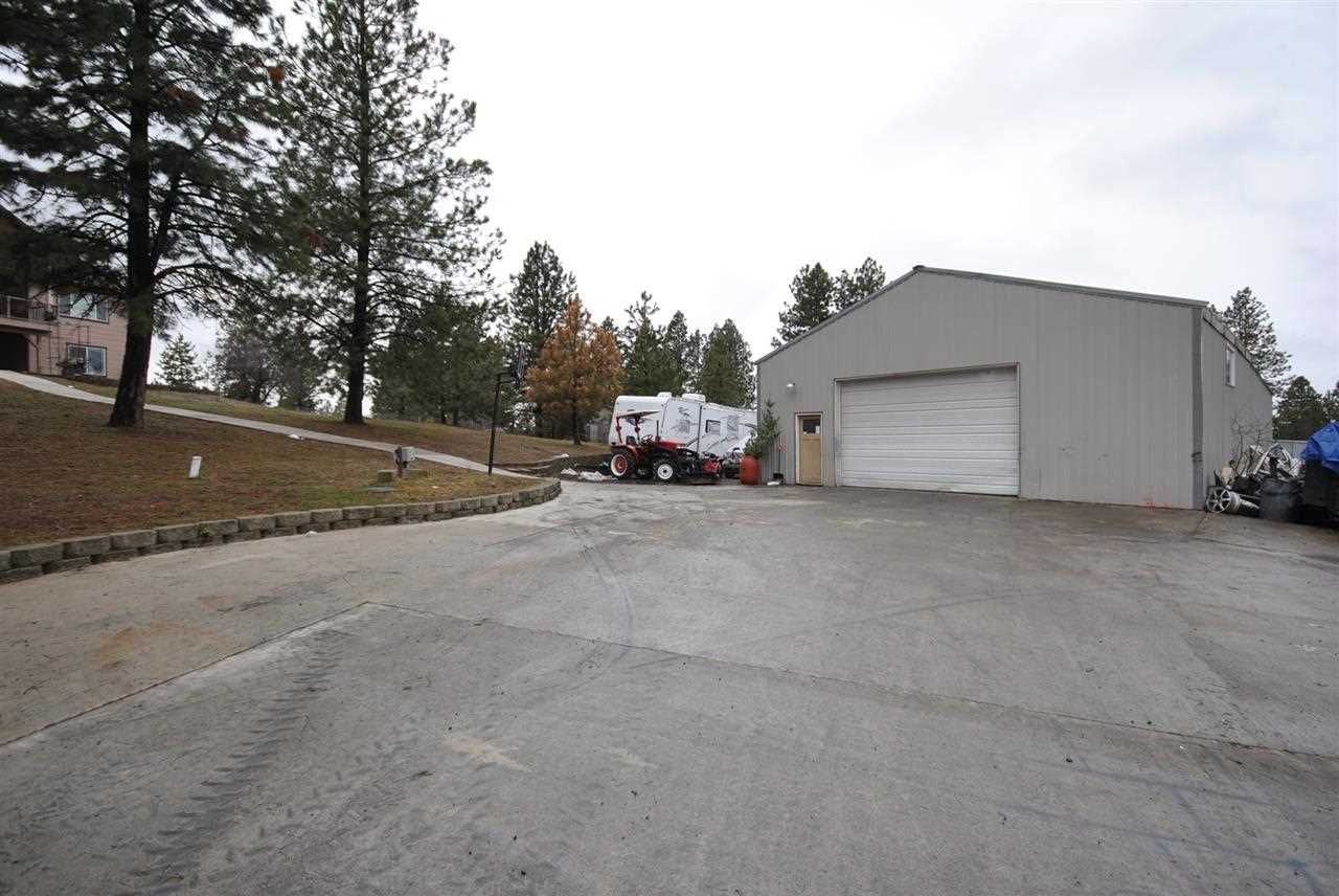 7011 North Adams Road Spokane, WA 99217 - Photo 3 of 20