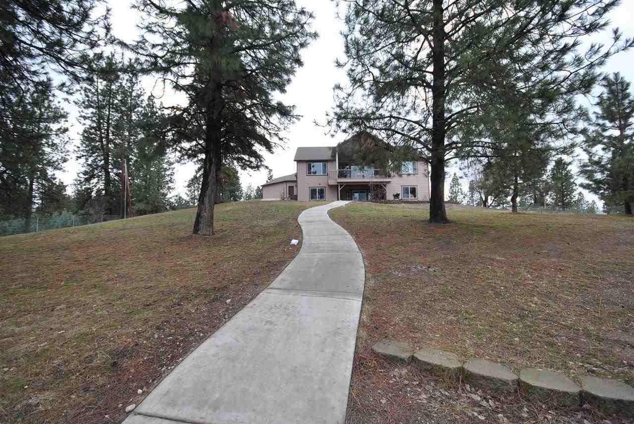 7011 North Adams Road Spokane, WA 99217 - Photo 4 of 20