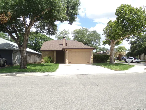 $1,500 | 11442 Potter Valley Drive, San Antonio, TX 78245
