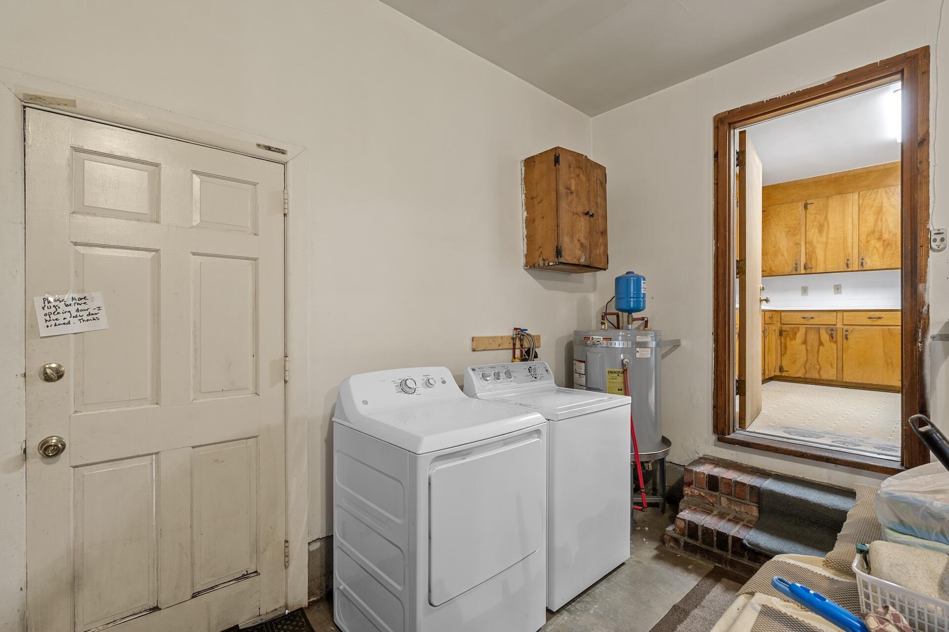 1318 New Castle Street Charleston, SC 29407 - Photo 26 of 29 Laundry Room