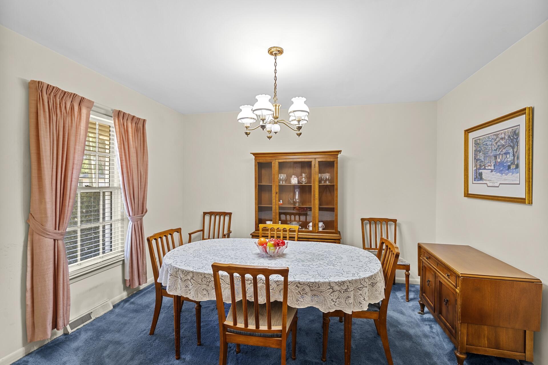 1318 New Castle Street Charleston, SC 29407 - Photo 7 of 29 Dining Room