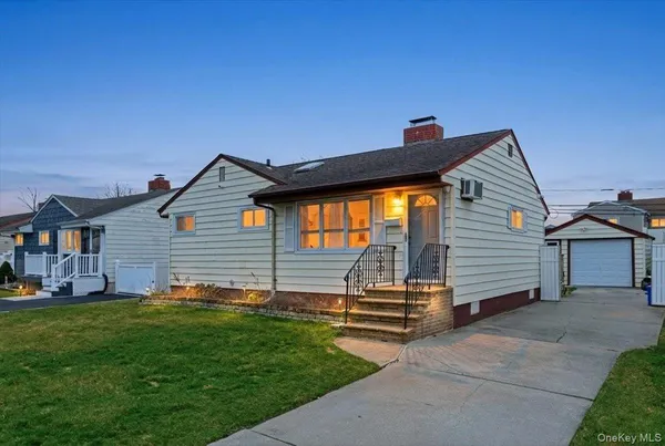 $529,999 | 61 Grant Street, Freeport, NY 11520