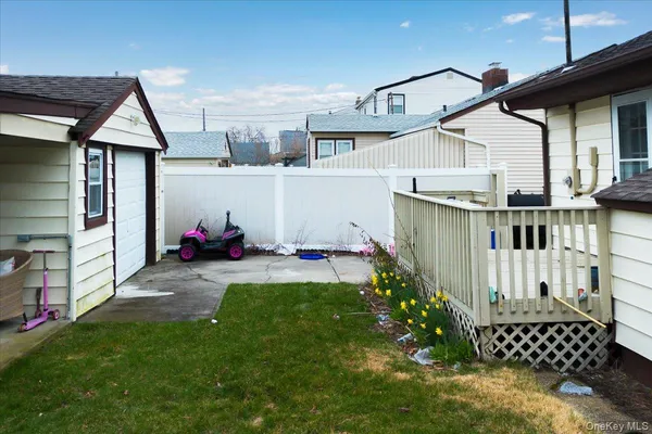 $529,999 | 61 Grant Street, Freeport, NY 11520
