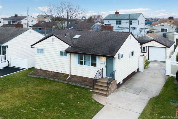 $529,999 | 61 Grant Street, Freeport, NY 11520