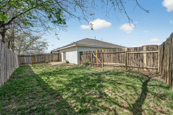 $1,650 | 2831 Southampton Way, Round Rock, TX 78664