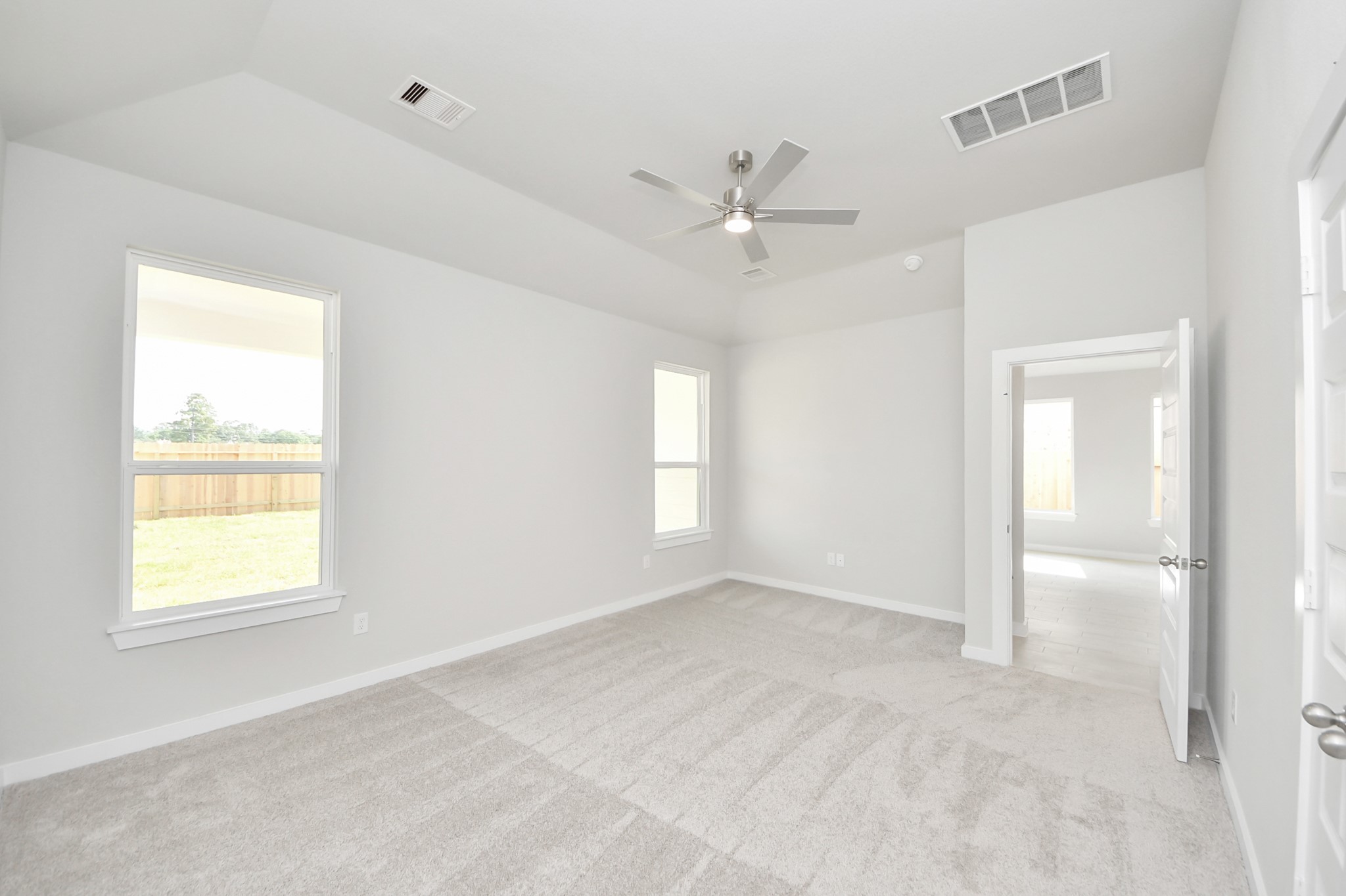 2946 Burris Park Drive Spring, TX 77373 - Photo 18 of 37 a view of empty room with window