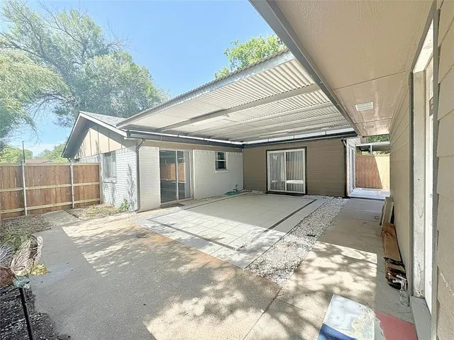 $304,000 | 909 Milky Way, Garland, TX 75040