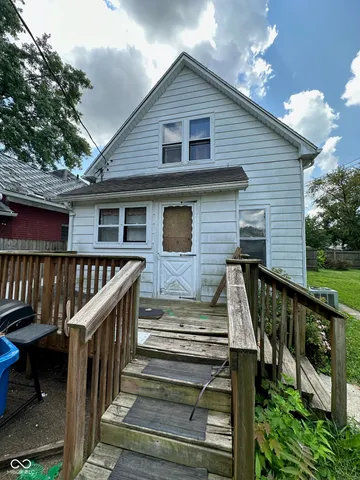 $57,500 | 2012 1st Avenue, Terre Haute, IN 47807