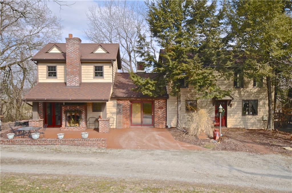 134 Gill Hall Road Clairton, PA 15025 - Photo 2 of 24 Gallery Image 2