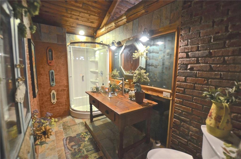 134 Gill Hall Road Clairton, PA 15025 - Photo 15 of 24 Gallery Image 15