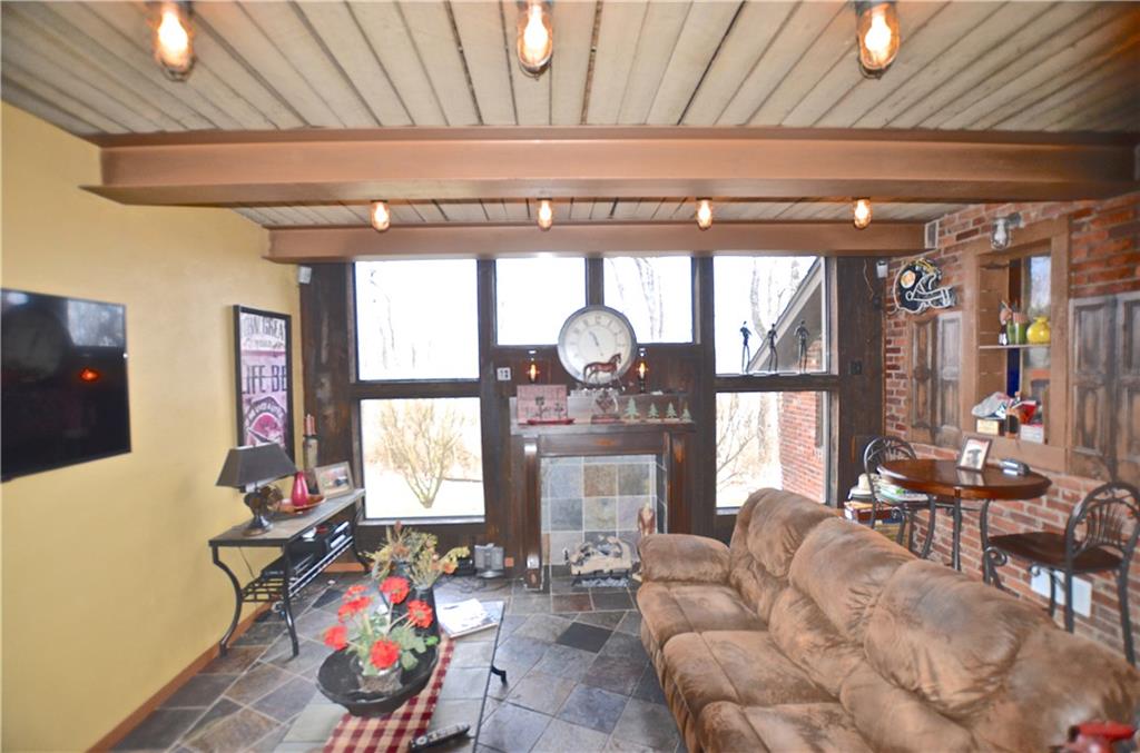 134 Gill Hall Road Clairton, PA 15025 - Photo 9 of 24 Gallery Image 9