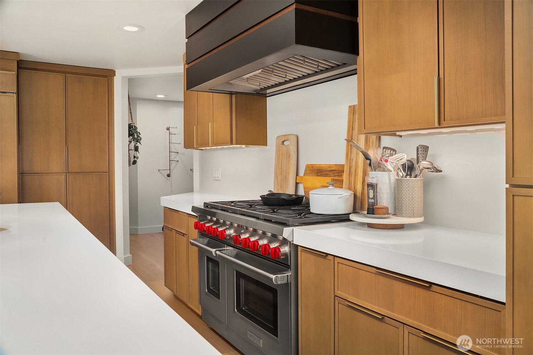 19303 Olympic View Drive Edmonds, WA 98020 - Photo 15 of 40