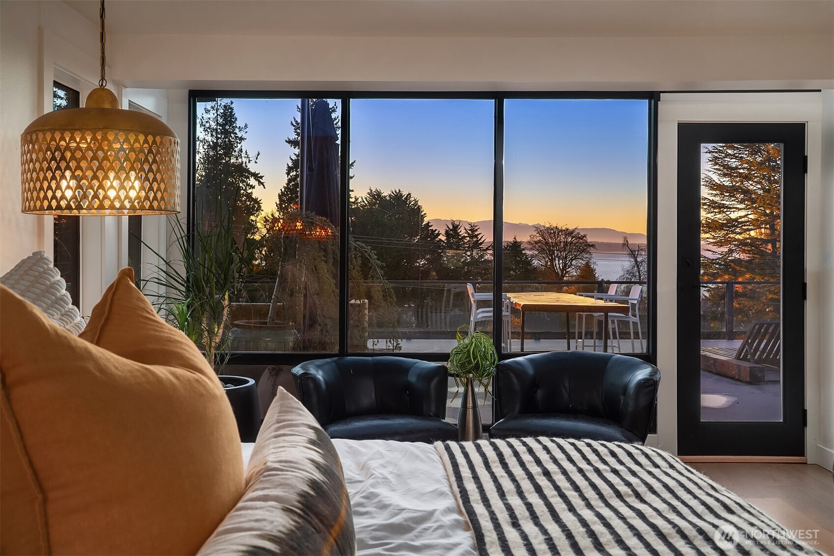 19303 Olympic View Drive Edmonds, WA 98020 - Photo 19 of 40