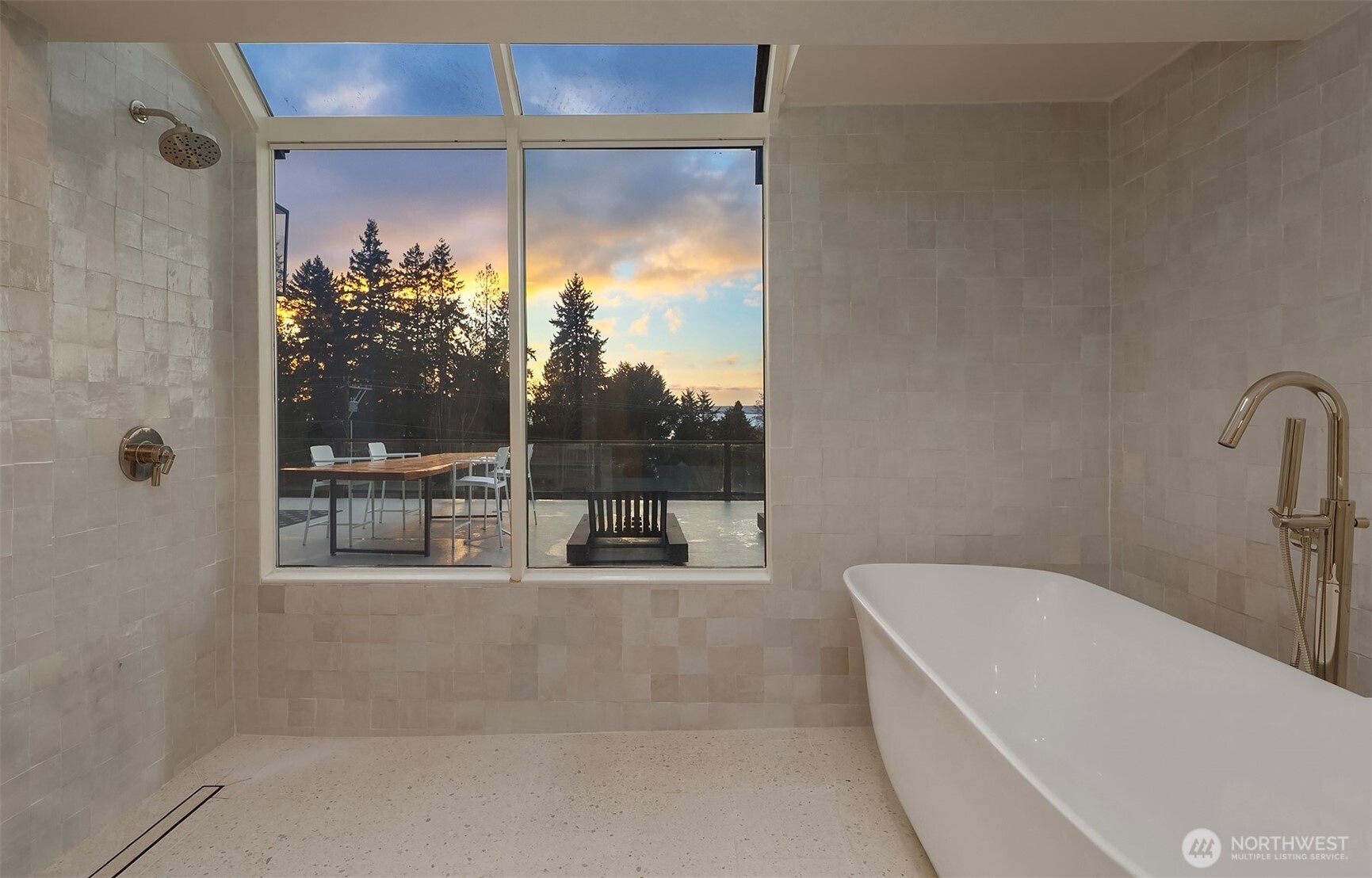 19303 Olympic View Drive Edmonds, WA 98020 - Photo 20 of 40