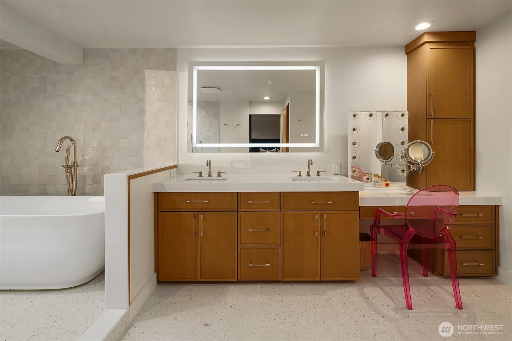 19303 Olympic View Drive Edmonds, WA 98020 - Photo 22 of 40