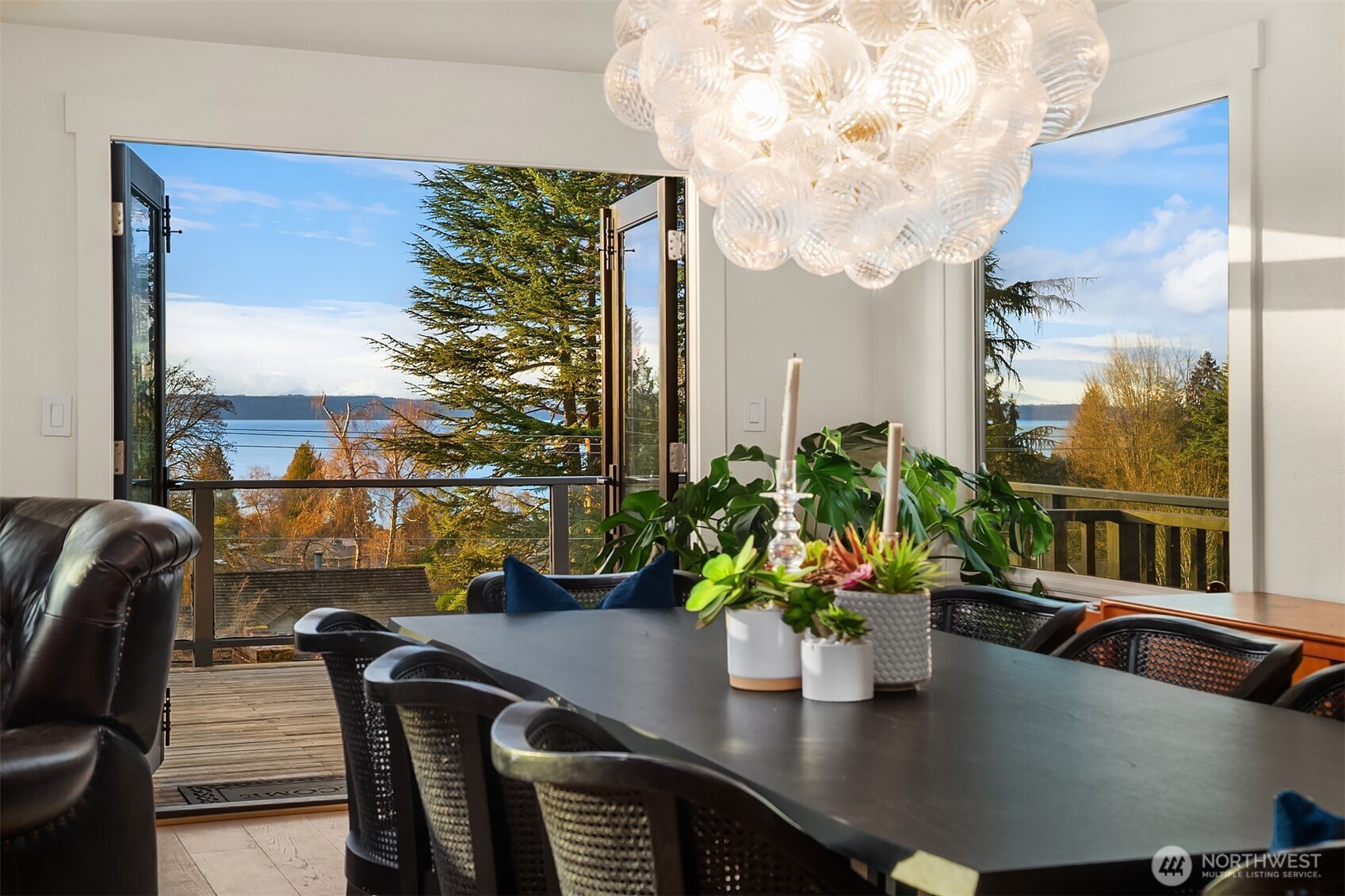 19303 Olympic View Drive Edmonds, WA 98020 - Photo 9 of 40