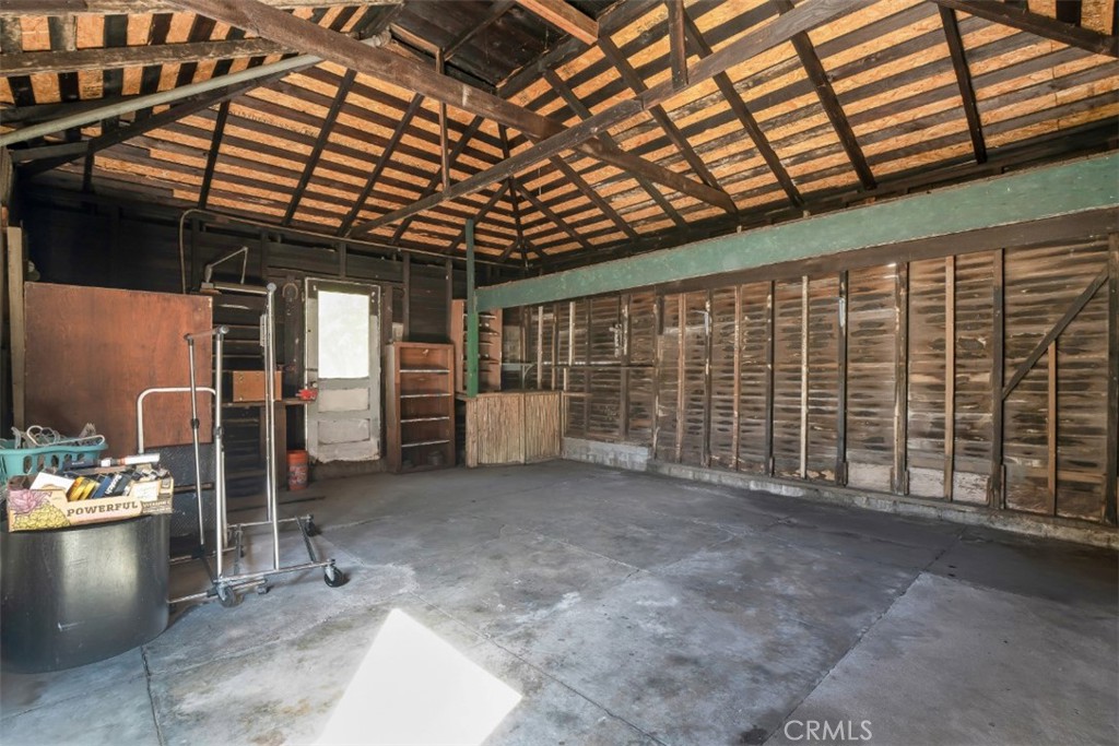122 North Ridgewood Place Los Angeles, CA 90004 - Photo 36 of 43