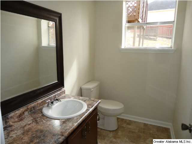 5235 Dresden Road Birmingham, AL 35210 - Photo 10 of 15