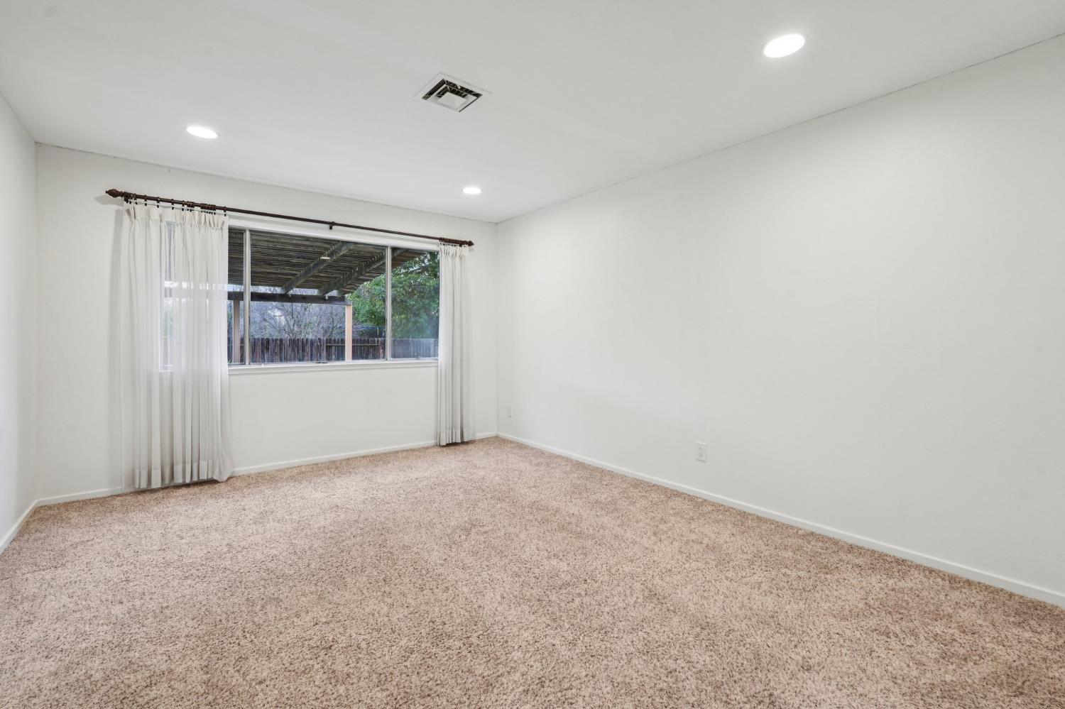 4344 Walali Way Fair Oaks, CA 95628 - Photo 12 of 41