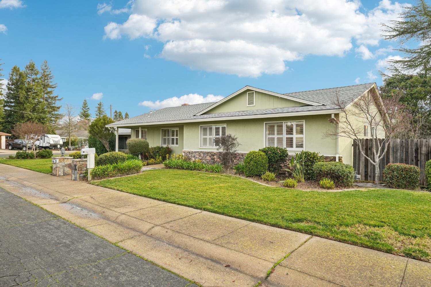 4344 Walali Way Fair Oaks, CA 95628 - Photo 2 of 41