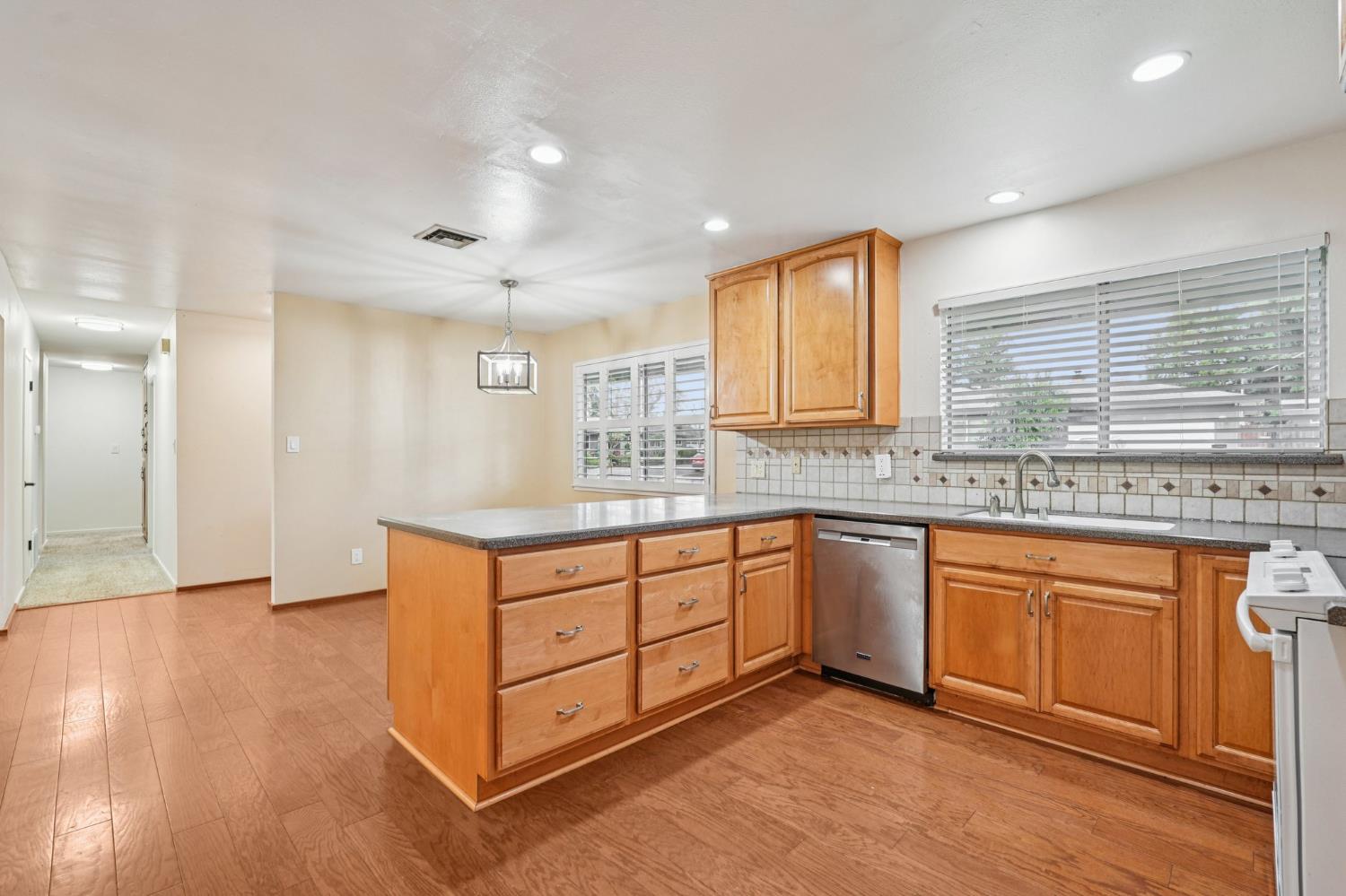 4344 Walali Way Fair Oaks, CA 95628 - Photo 10 of 41