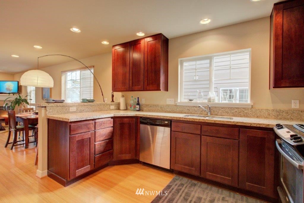 931 North 97th Street, Unit C Seattle, WA 98103 - Photo 2 of 19 Gallery Image 2