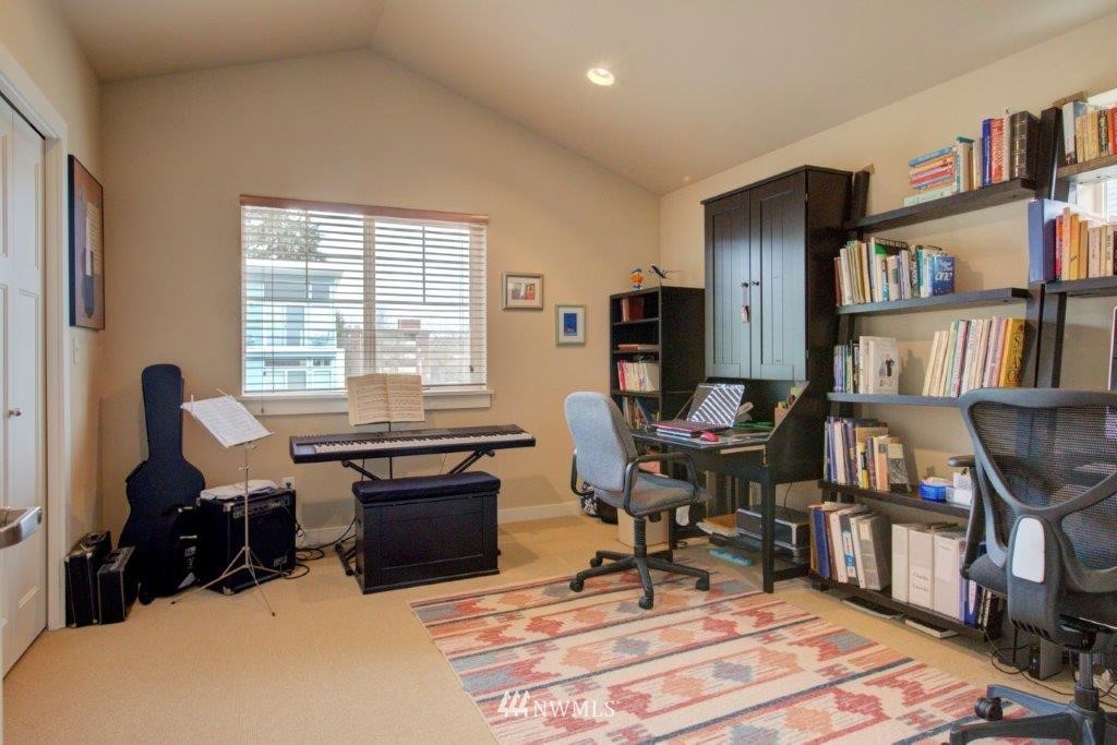 931 North 97th Street, Unit C Seattle, WA 98103 - Photo 9 of 19 Gallery Image 9