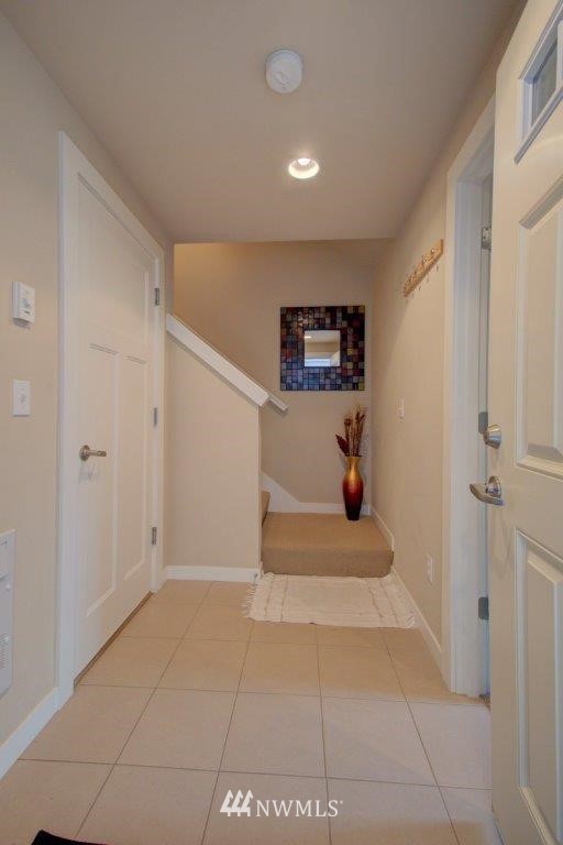931 North 97th Street, Unit C Seattle, WA 98103 - Photo 10 of 19 Gallery Image 10