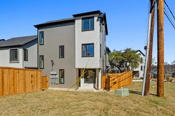 $4,000 | 1736 Bunche Road, Unit BUILDING 1, Austin, TX 78721