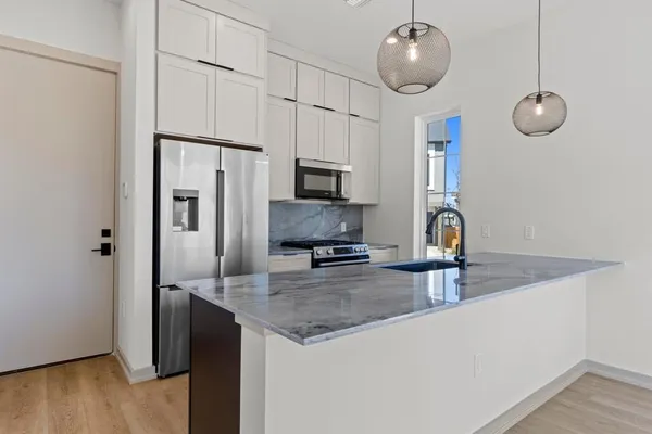 $4,000 | 1736 Bunche Road, Unit BUILDING 1, Austin, TX 78721