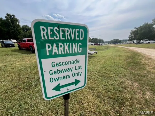 $83,900 | 51-52 Maries Road 339, Vienna, MO 65582