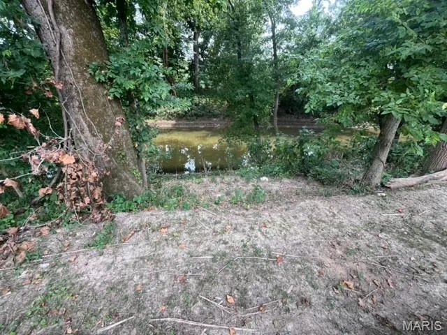 $83,900 | 51-52 Maries Road 339, Vienna, MO 65582