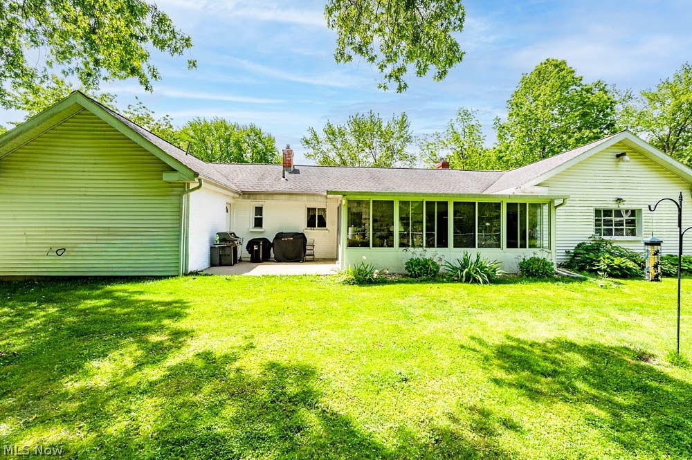 2279 Reeves Road Northeast Warren, OH 44483 - Photo 39 of 43