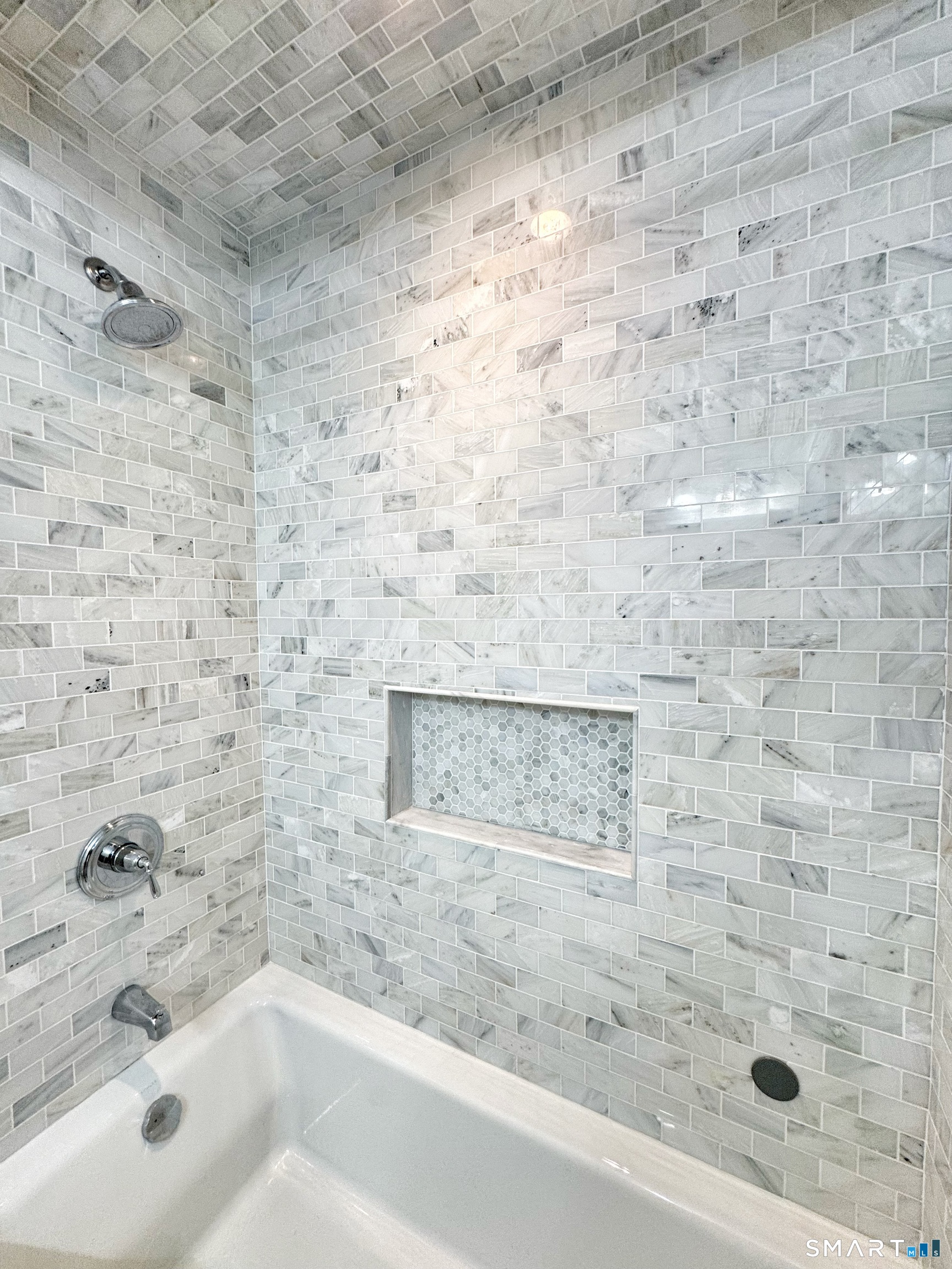 10 Harvann Road Norwalk, CT 06850 - Photo 22 of 35