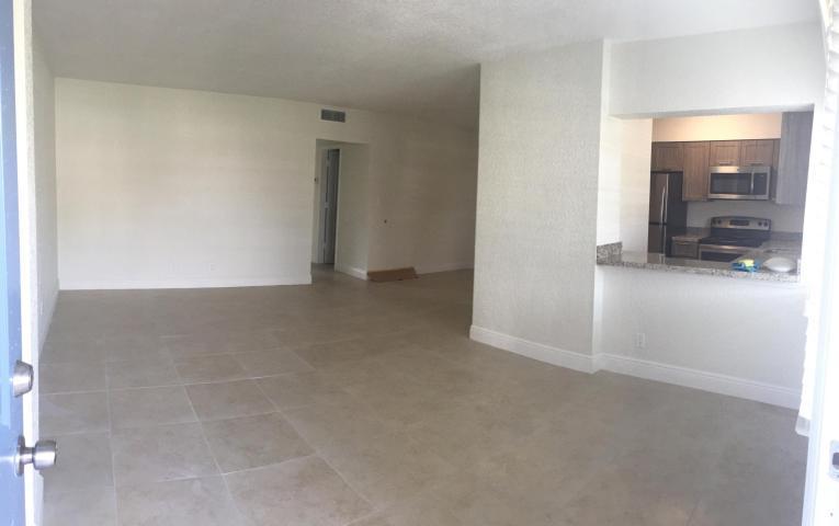 20 Southeast 14th Street, Unit 201 Boca Raton, FL 33432 - Photo 5 of 28 20151029172349706190000000-o