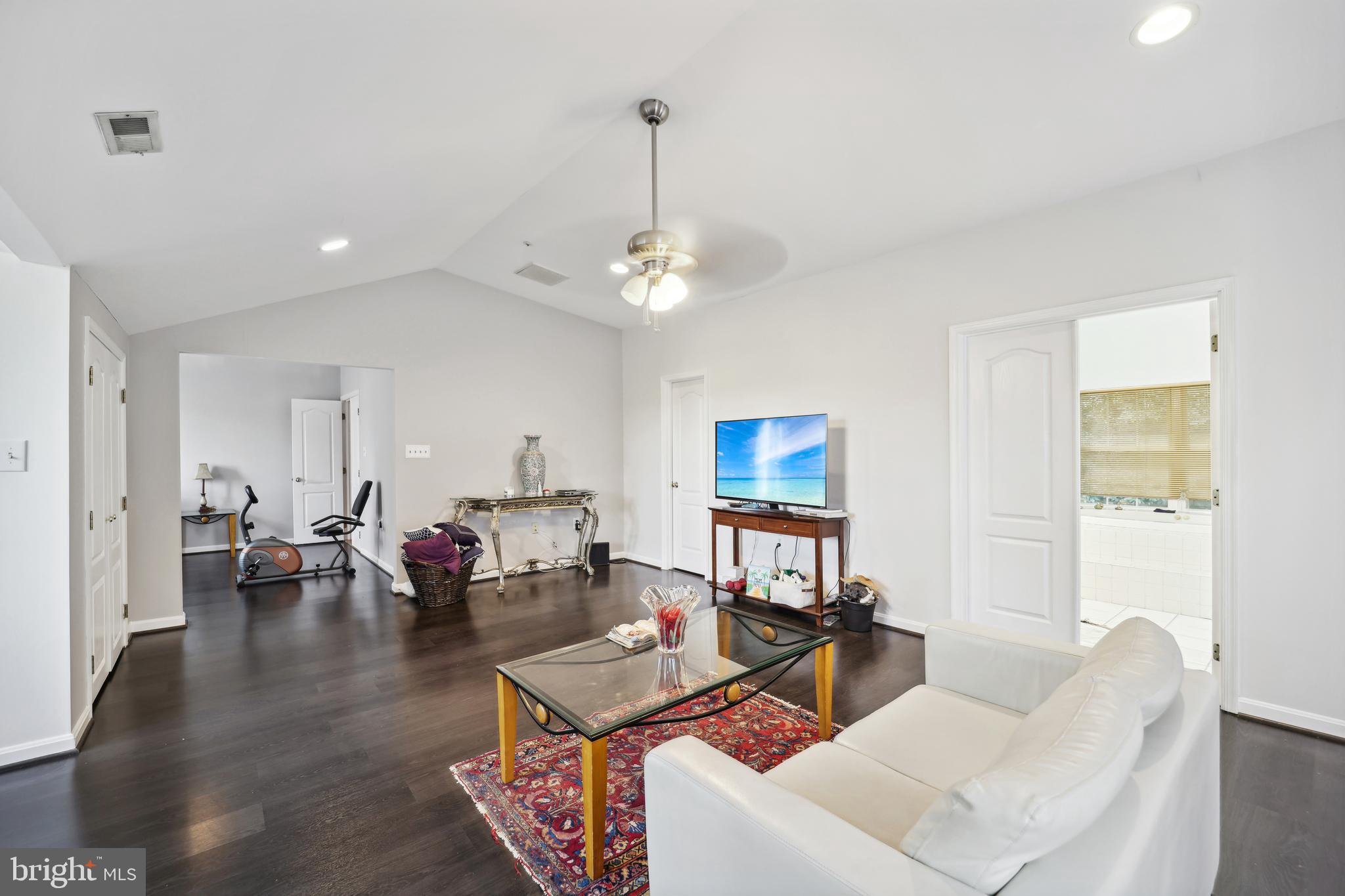 10809 Tippett Road Clinton, MD 20735 - Photo 21 of 48 Grandiose Primary Suite