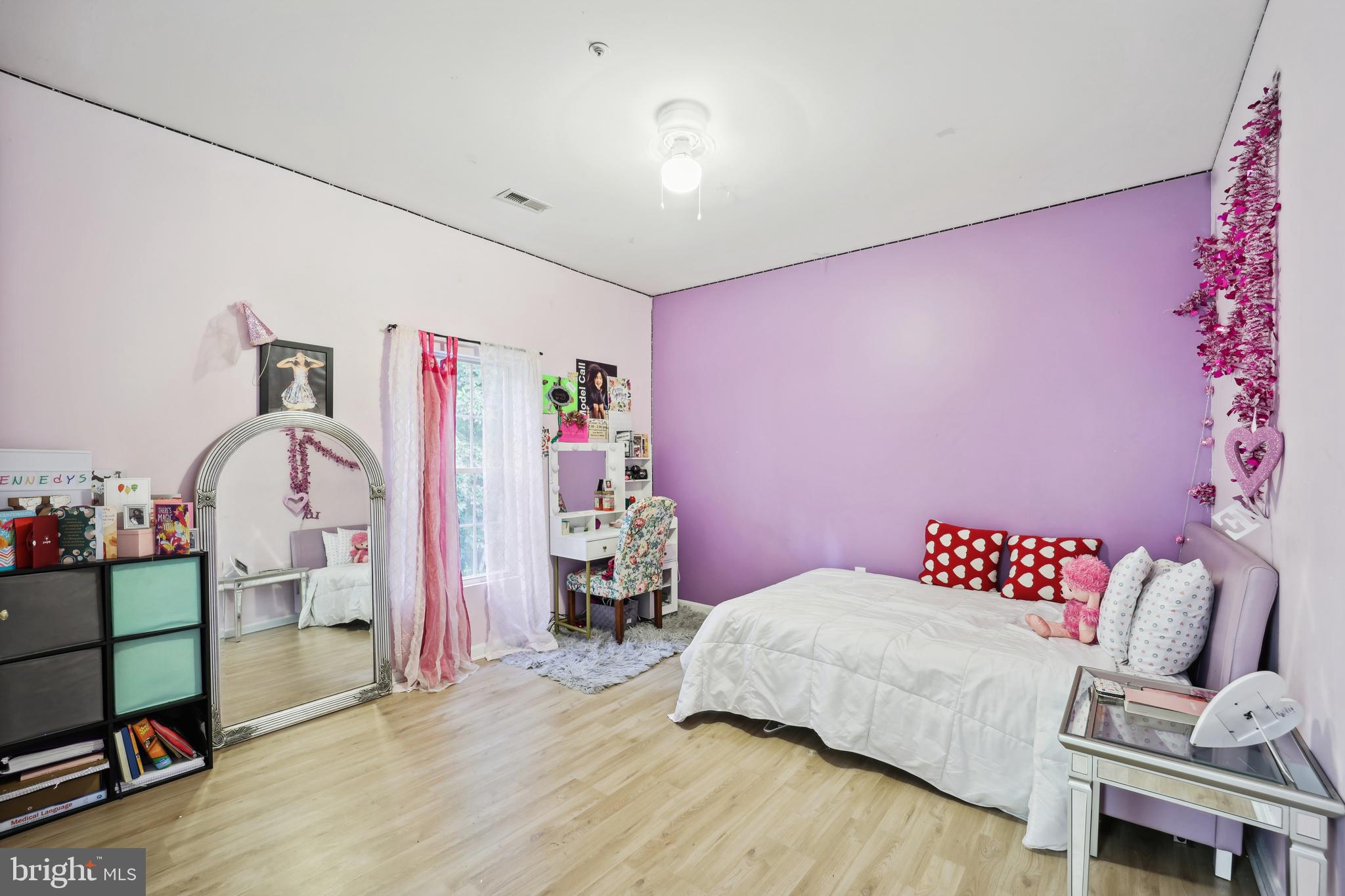 10809 Tippett Road Clinton, MD 20735 - Photo 27 of 48 Upstairs Bedroom #3