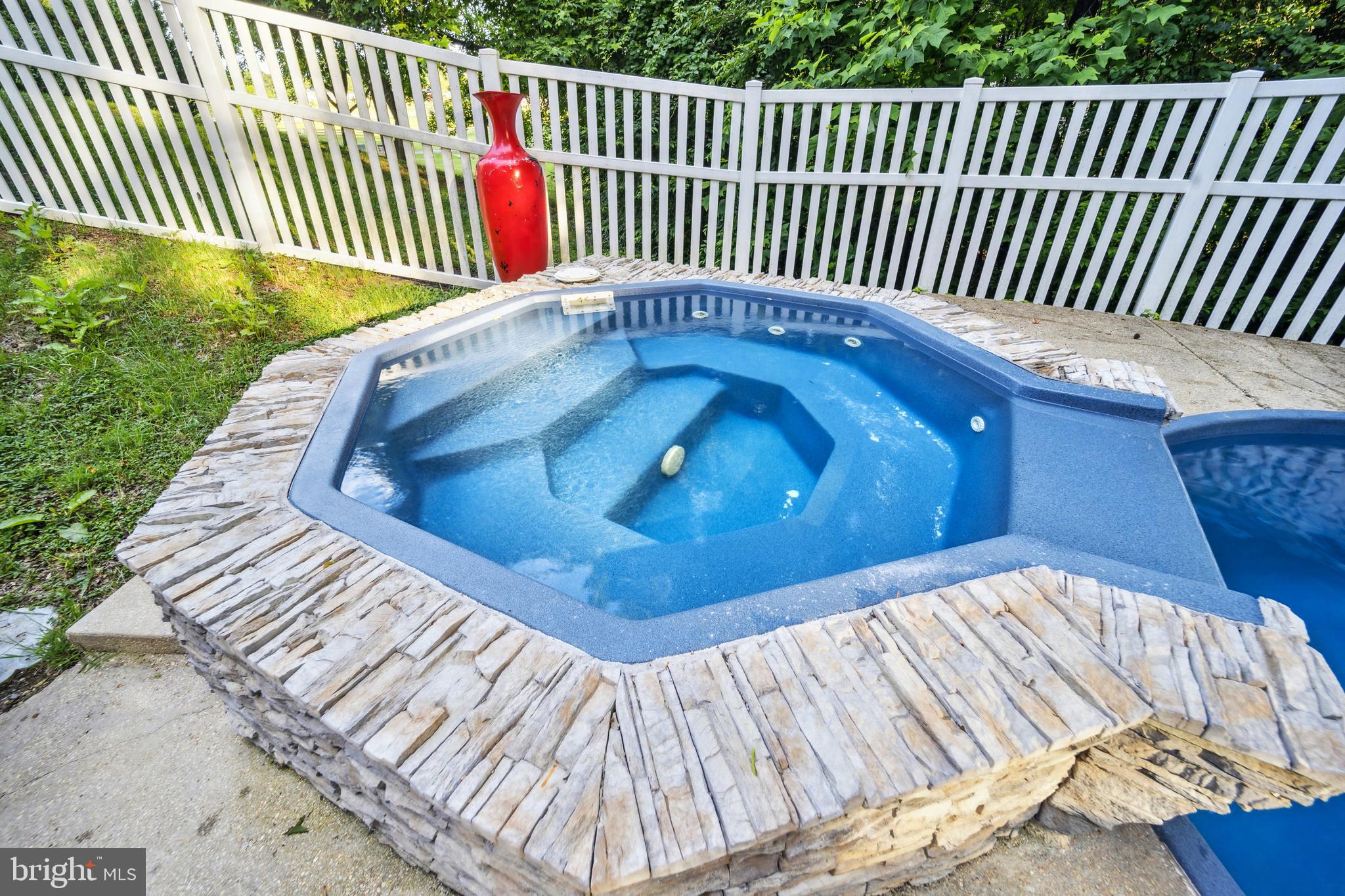 10809 Tippett Road Clinton, MD 20735 - Photo 42 of 48 Outdoor Patio & Spa