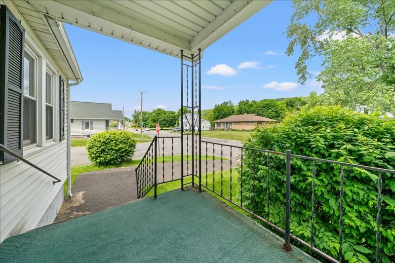 931 Westminster Road Endicott, NY 13760 - Photo 41 of 48