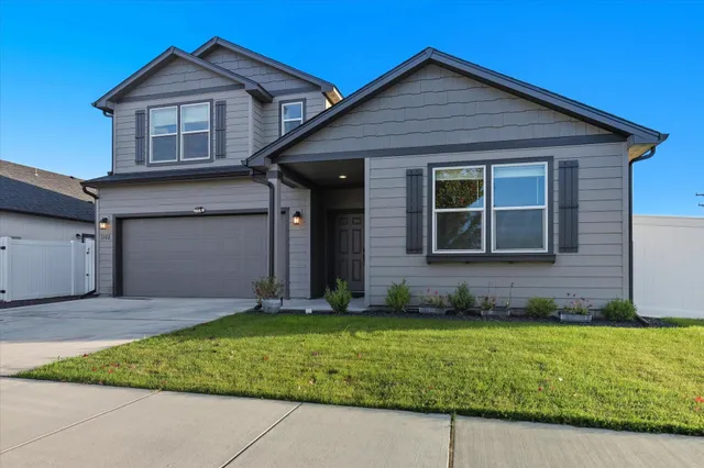 $529,999 | 1502 East B Street, Deer Park, WA 99006