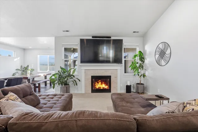 $529,999 | 1502 East B Street, Deer Park, WA 99006