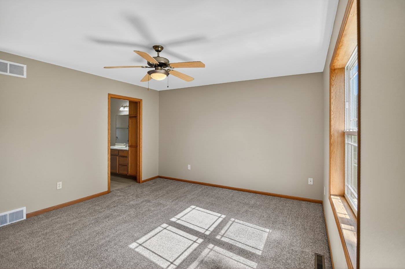 4817 Marsh Road Madison, WI 53718 - Photo 11 of 31