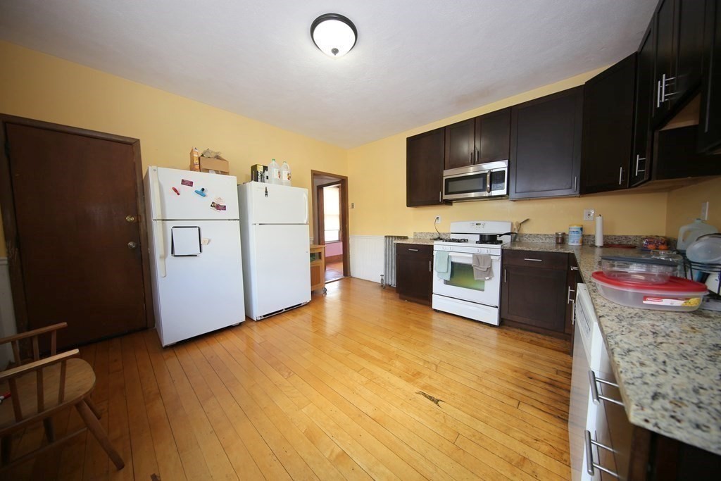 53 Gardner Street Boston, MA 02134 - Photo 11 of 35