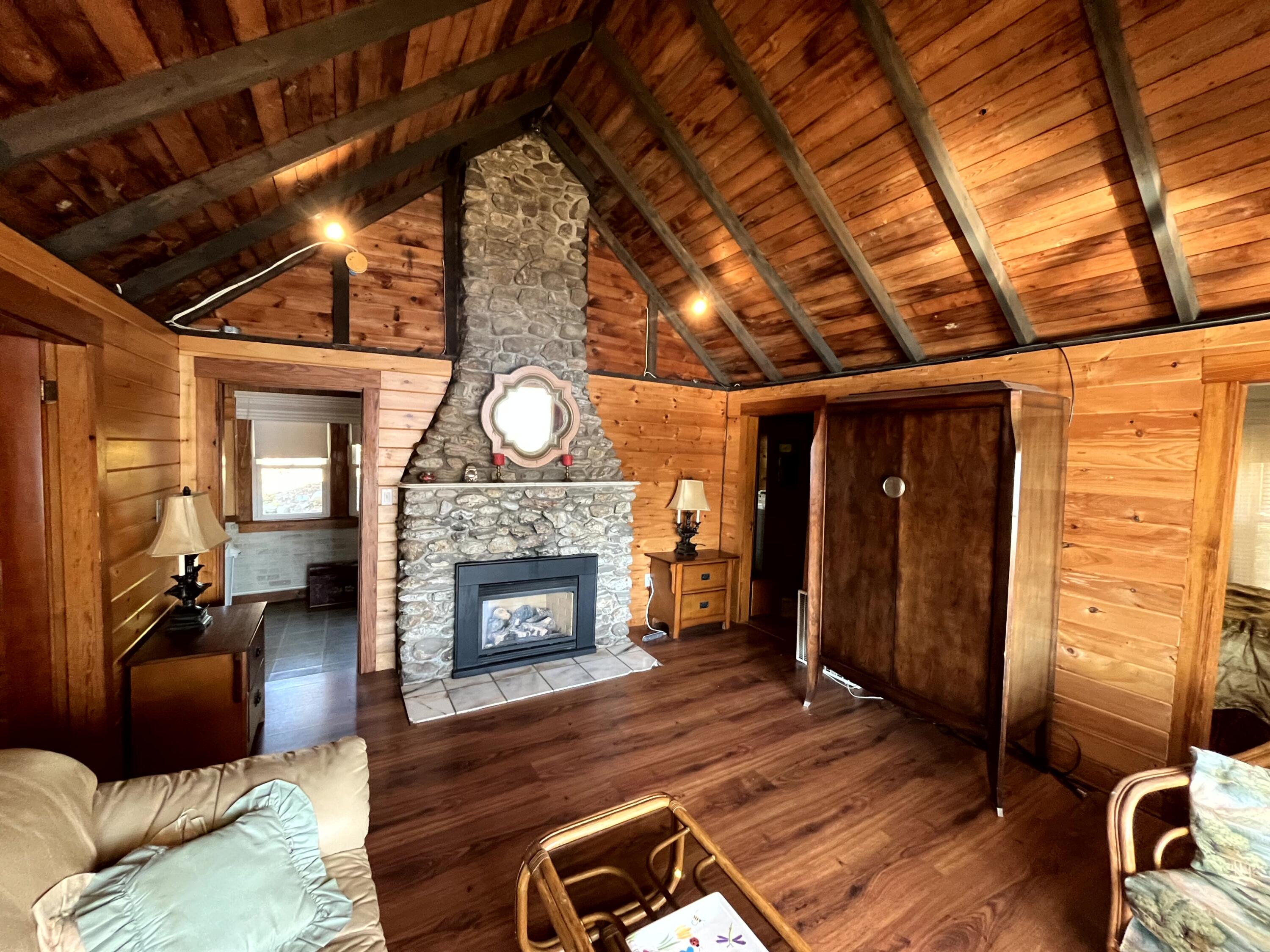 115 61 Fire Road South China, ME 04358 - Photo 17 of 33 17 Living Room