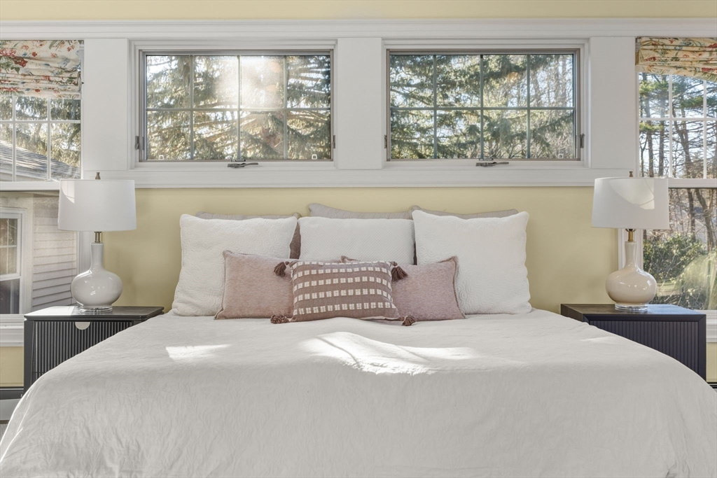 10 Nickerson Road Bedford, MA 01730 - Photo 14 of 22