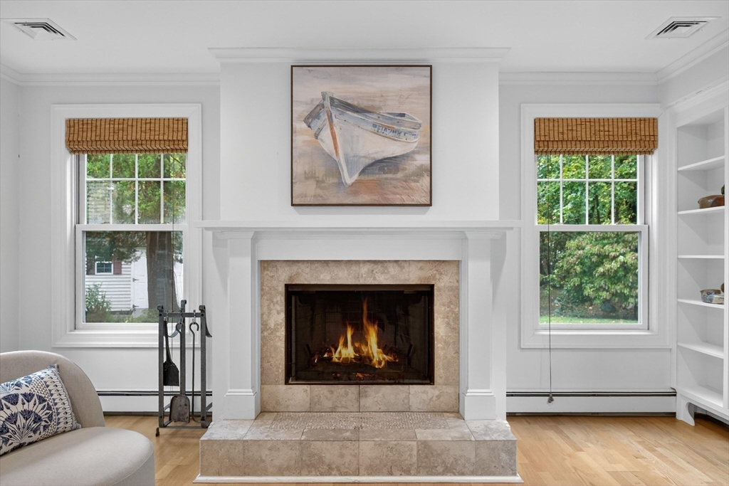 10 Nickerson Road Bedford, MA 01730 - Photo 3 of 17