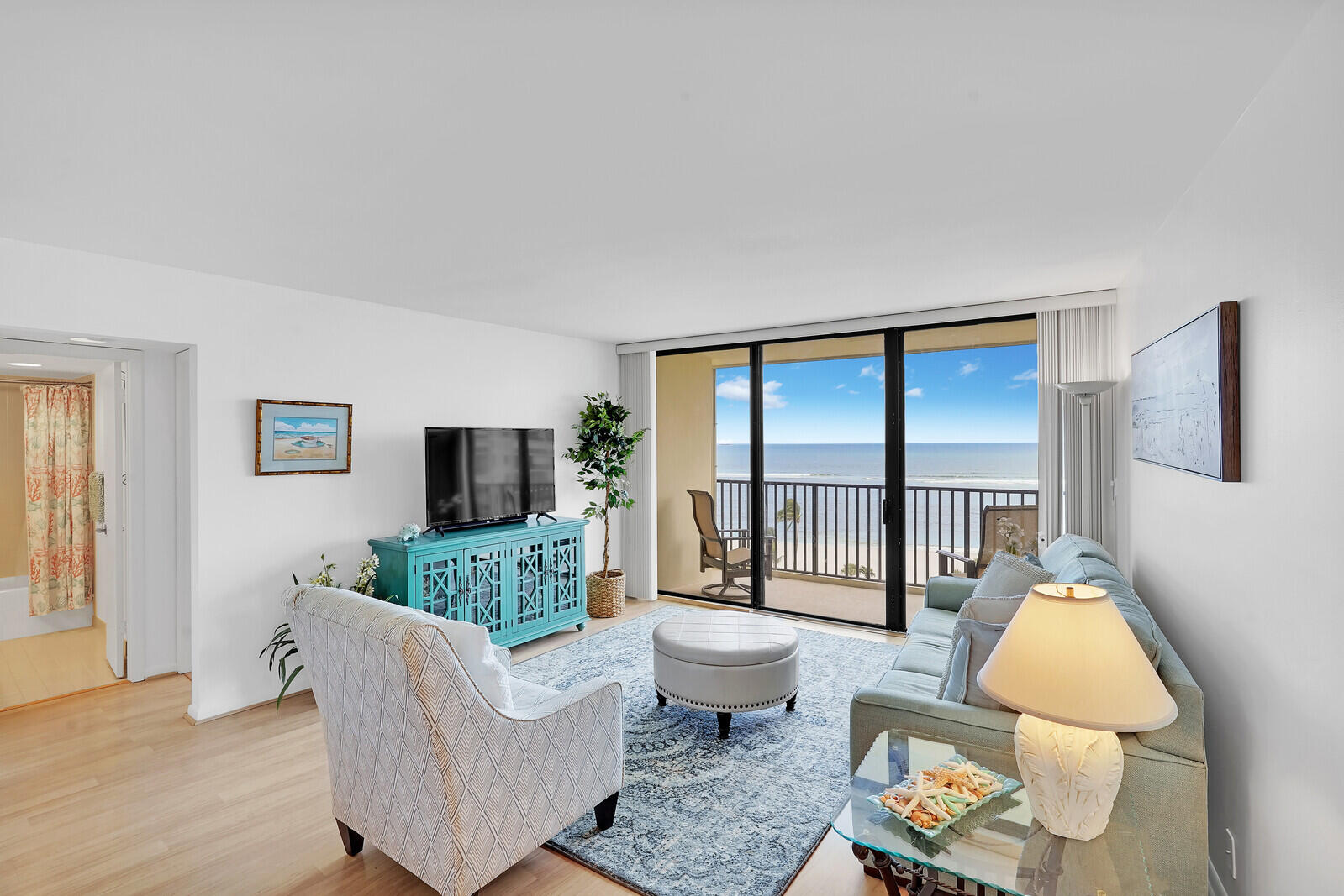 400 Ocean Trail Way, Unit 909 Jupiter, FL 33477 - Photo 4 of 66 Living Room