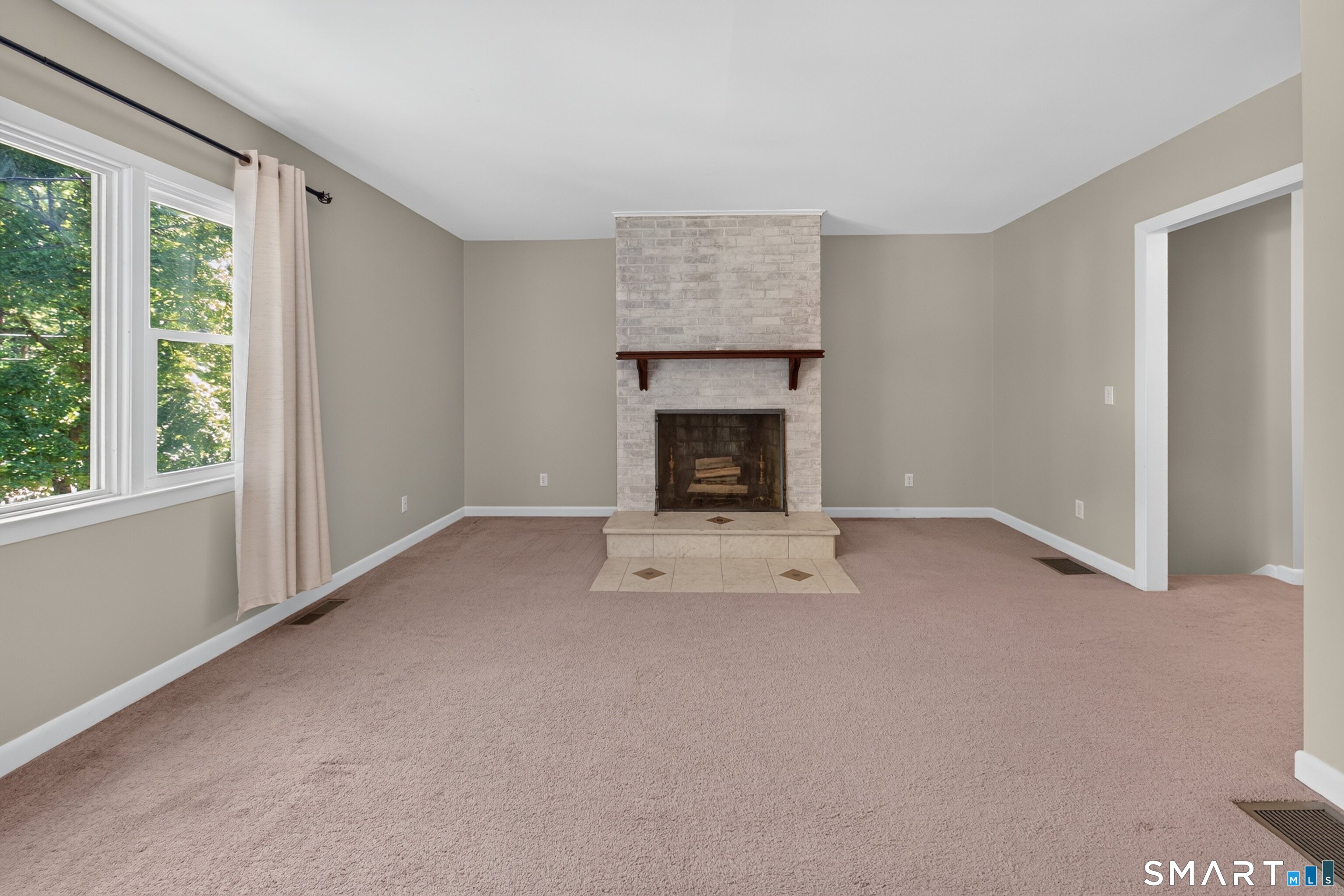 25 Berry Road East Haddam, CT 06423 - Photo 6 of 36
