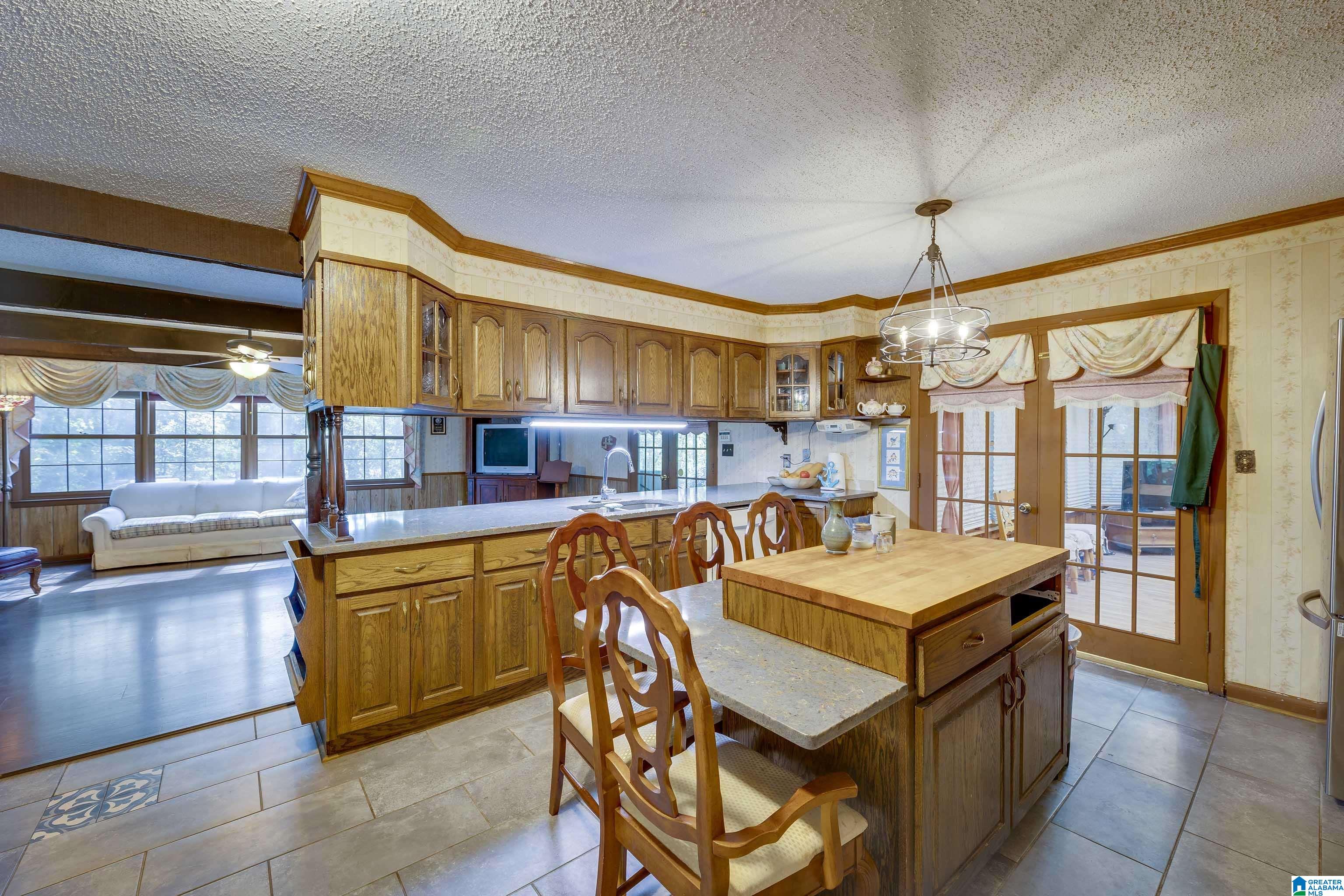 595 Kirby Road Oxford, AL 36203 - Photo 6 of 39