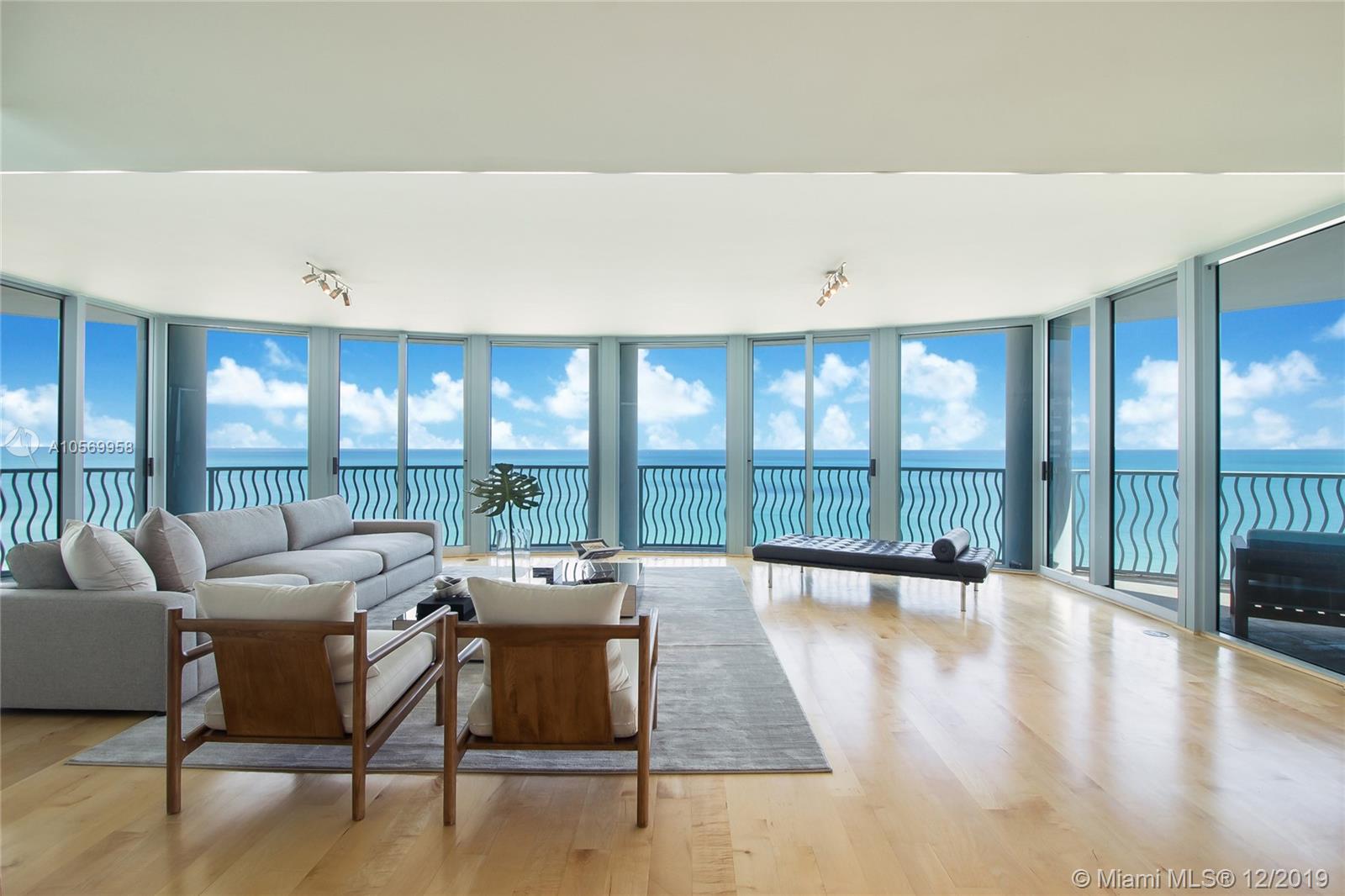 1500 Ocean Drive, Unit UPH2 Miami Beach, FL 33139 - Photo 1 of 28 Living Room & View